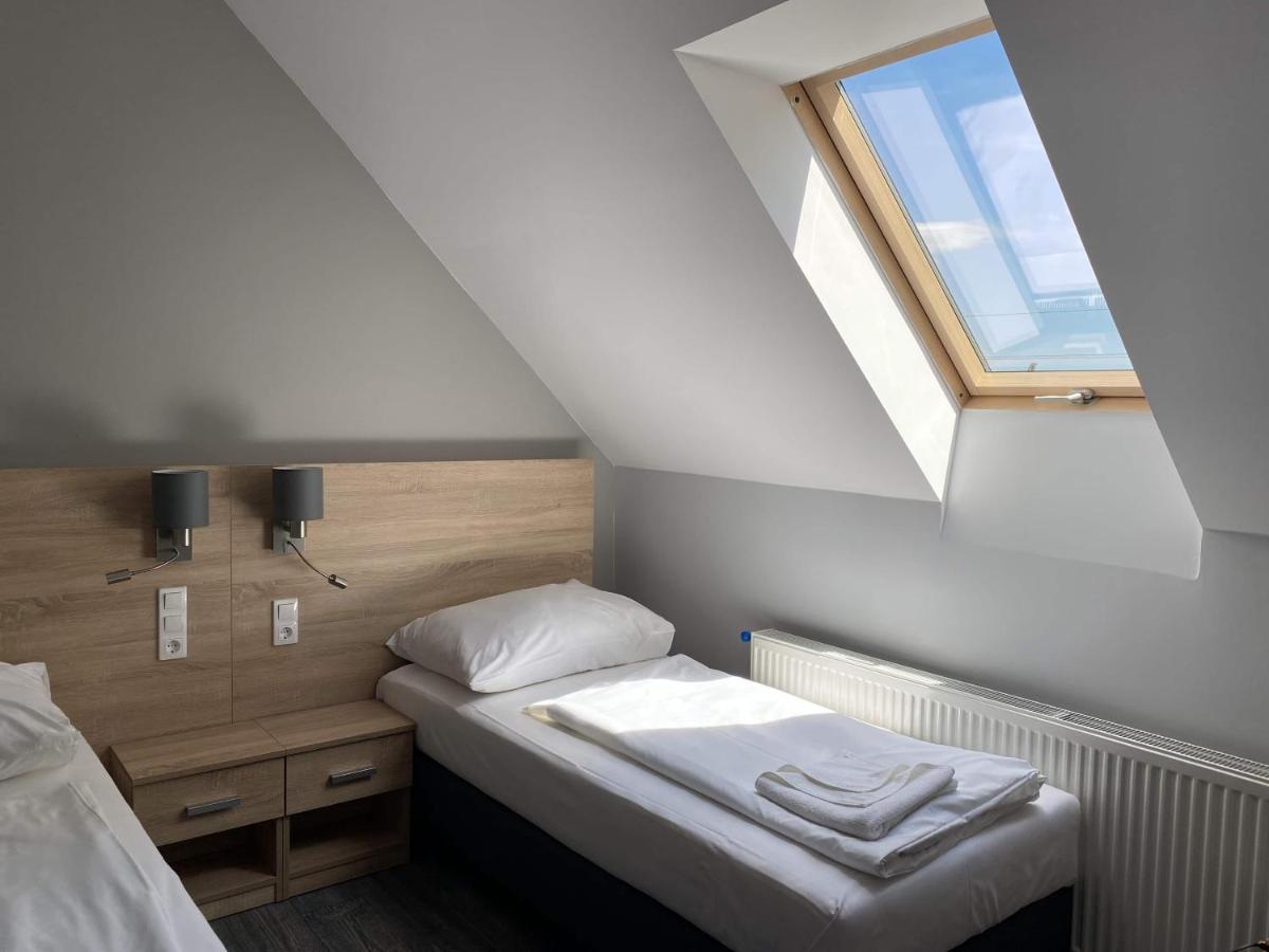 Kis Szieszta Panzio Bed & Breakfast Balatonboglar Exterior photo